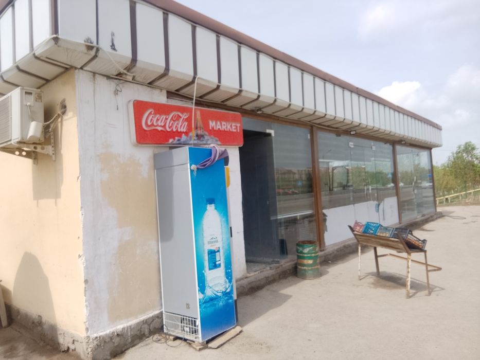 Magazin sotiladi tovari bilan