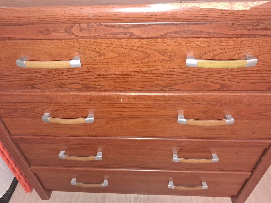 Продам красивый комод.