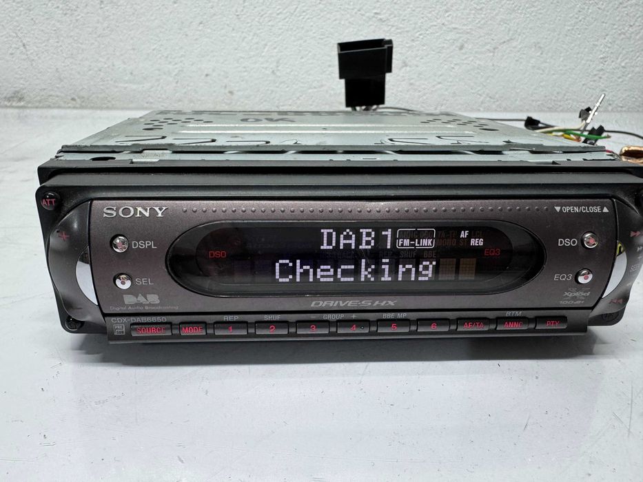 Радио за кола - Sony CDX-DAB6650