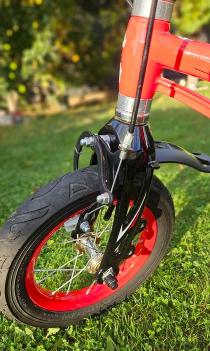 Bicicleta 12" copii LANQ W1256D aliaj magneziu frana spate disc. Stare EXCELENTA roti ajutatoare