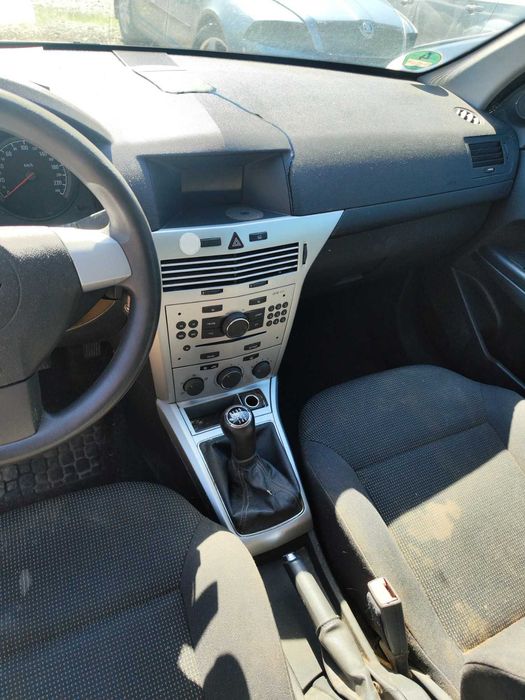 Opel astra H / Опел Астра на части - 1.7 дизел 81кв 110кс