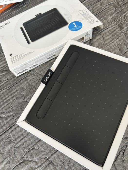 Wacom Intuos S графичен таблет