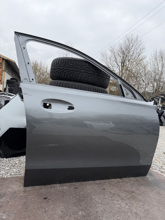 Врата Mercedes C Class W206 2021 год.-
