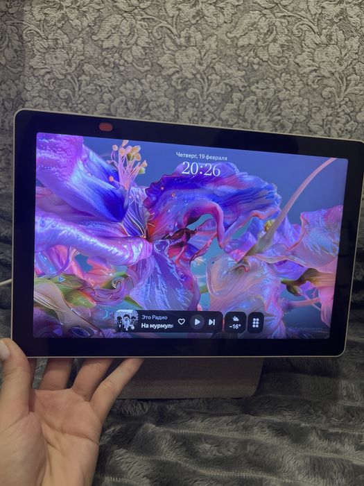 Продам яндекс станцию Алиса дуо макс