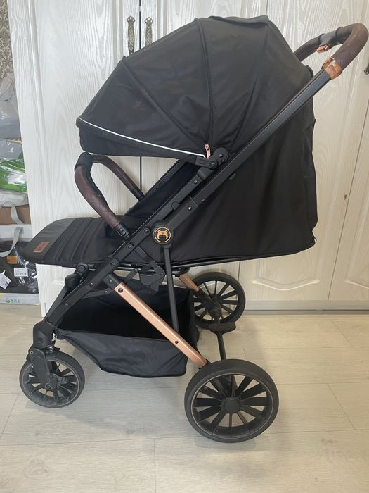 Продам коляску зима-лето  0+ с перекидной ручкой