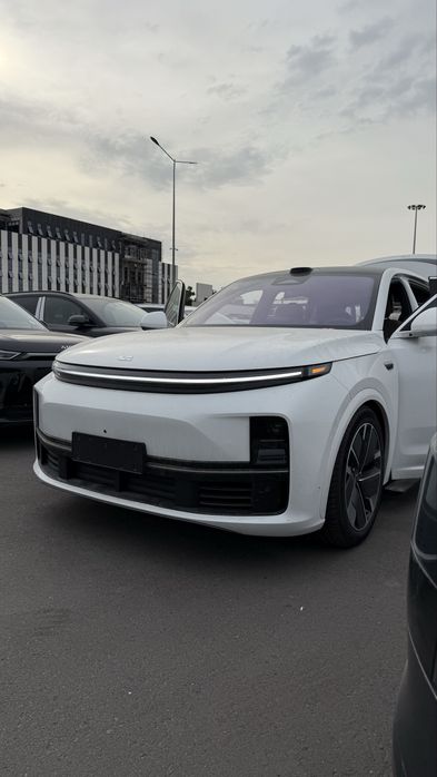 L7 Ultra белый на кофейный 2026 рестайлинг