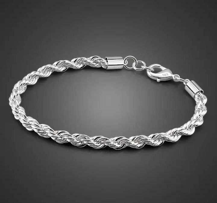 Браслет серебренным покрытием пробы 925