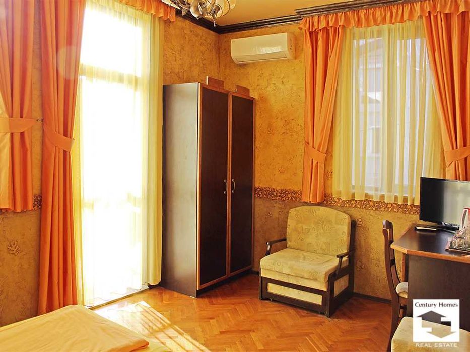 Продава се Къща в Велико Търново, Център - 223 кв.м за 1494 €/кв.м - Снимка #3