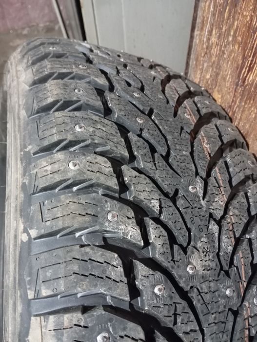 Продам зимние и летний шины.