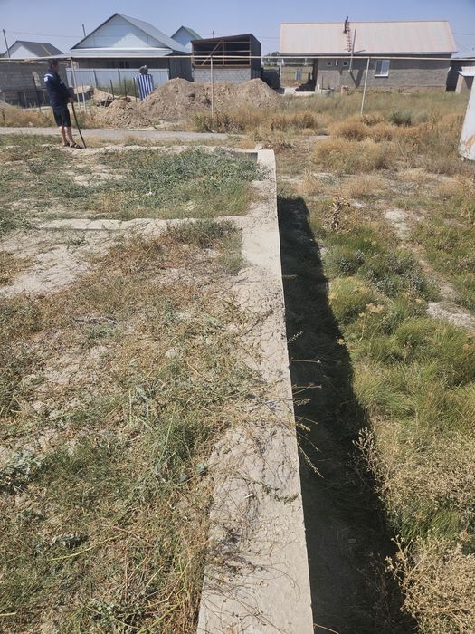 6 соттық  жер сатылады