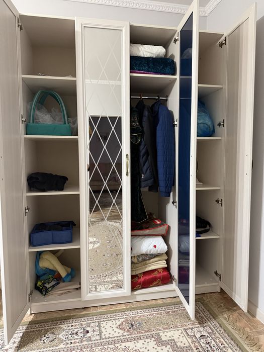 Шкаф с рабочим столом