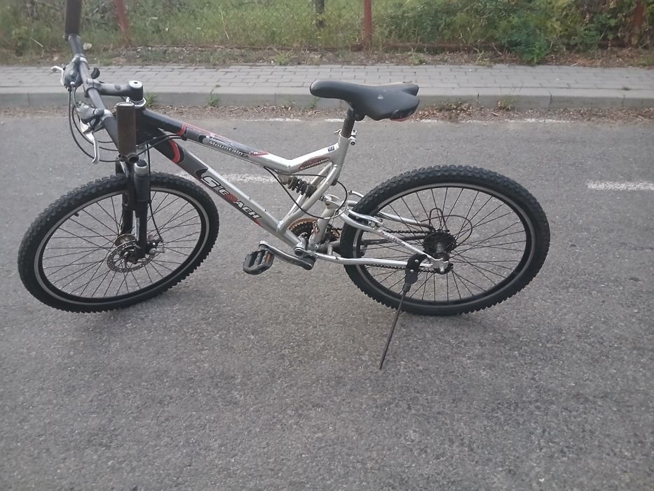 Bicicleta de vânzare
