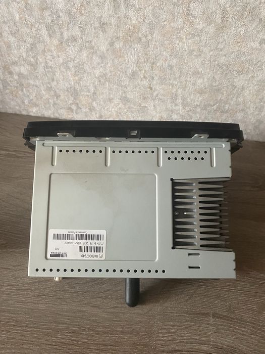 Lada Vesta магнитола