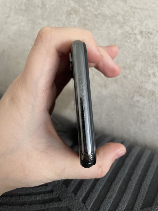 Продам айфон х в хорошем состоянии