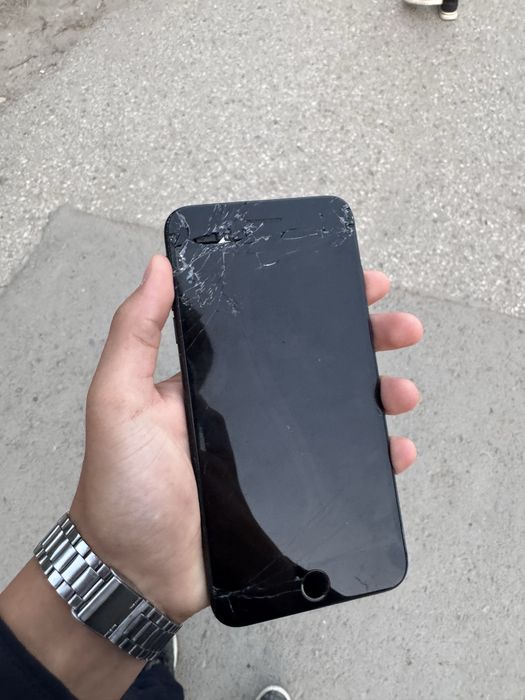 продам iphone 7+