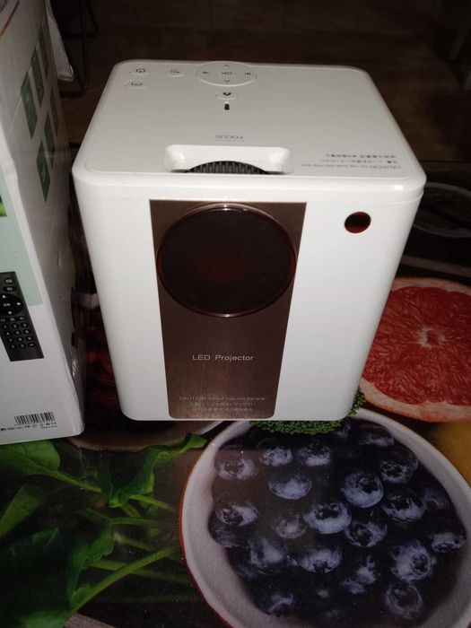 преносим мултимедиен проектор MMP-36