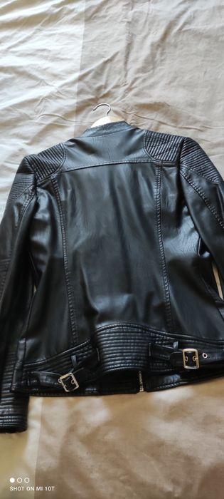 Дамско кожено яке