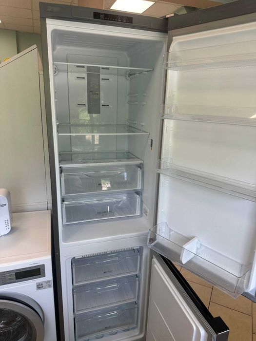 Хладилник с фризер Bauknecht KGN 2120 A2+ IN