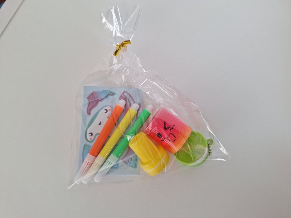 Подарки детям в садик