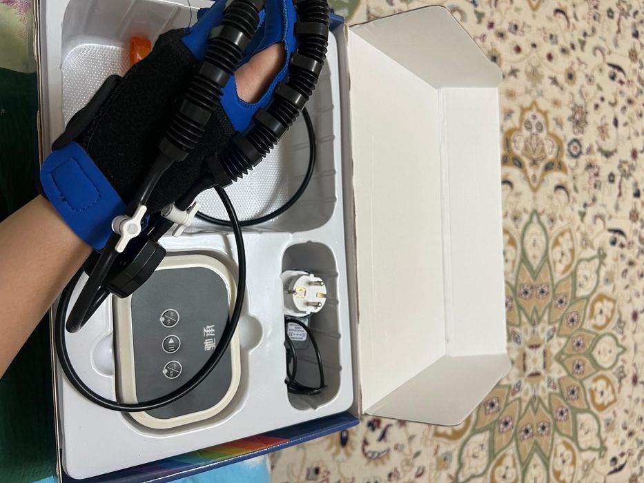 Реабилитационные перчатки