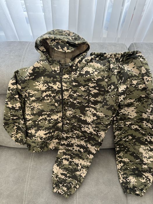 Камуфляжный костюм