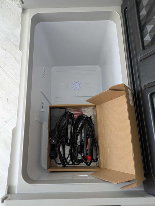 Vevor хладилник с фризер за къмпинг