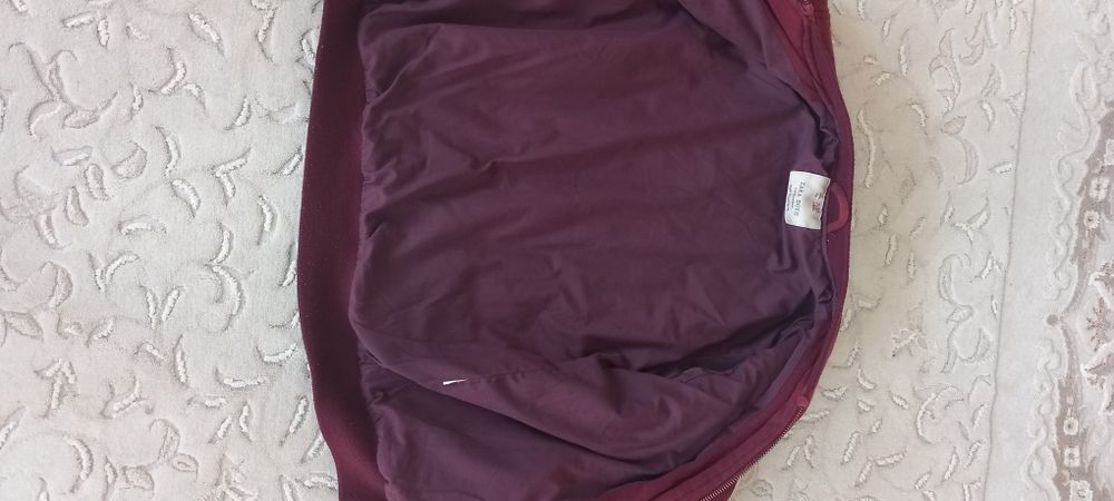 Запазено яке Zara