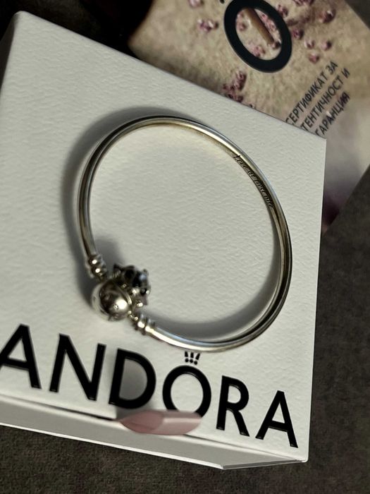 Disney x Pandora твърда гривна