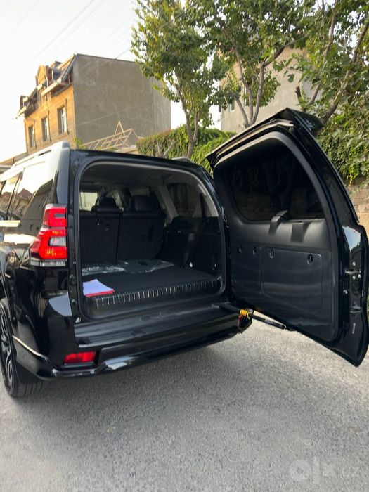 Toyota Land Cruiser 2023 Toza