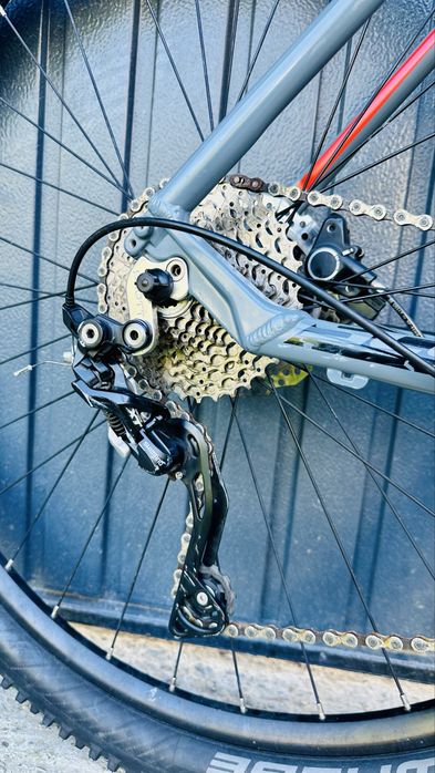 Vând Scott Aspect 910 29” transmisie 3x10 – furcă aer RockShox Solo Air , mărimea XL