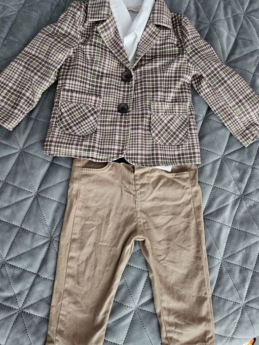 Бебешки костюм 80 размер