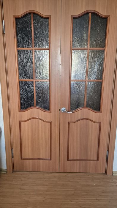 Продам межкомнатные двери