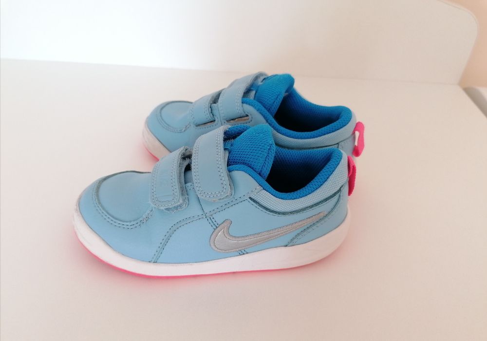 Маратонки Nike, 26 номер