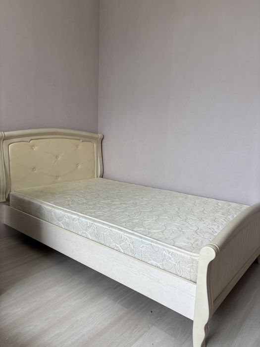 Продам кровать