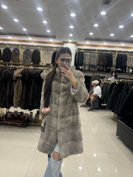 Продам норковую шубу