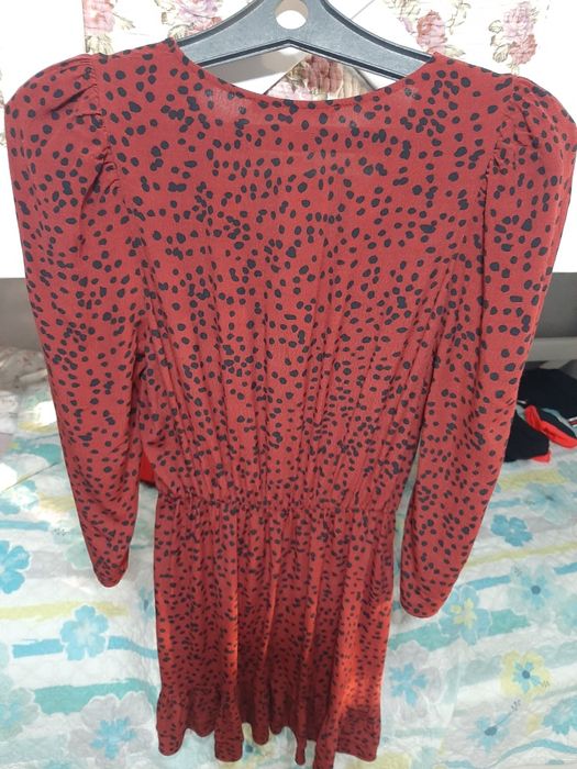 Платье красивое ZARA в идеале