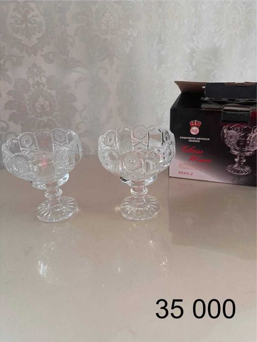 Для новогоднего подарка вазы ,конфетницы новые