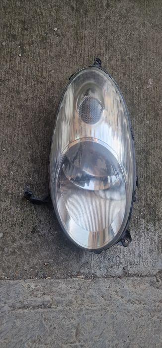 Фарове за Нисан Микра