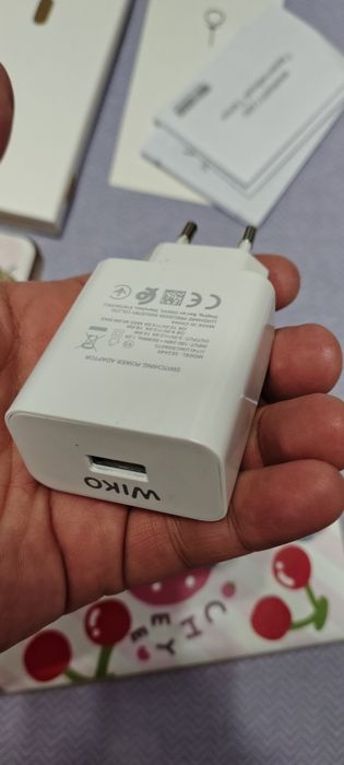 Wiko t50, розовый