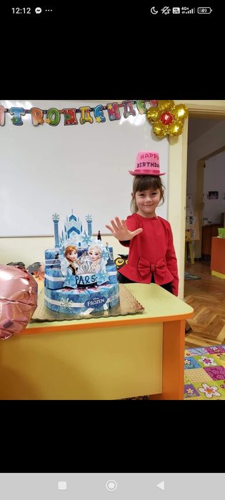 Изработка на парти украса,картонени торти и арки