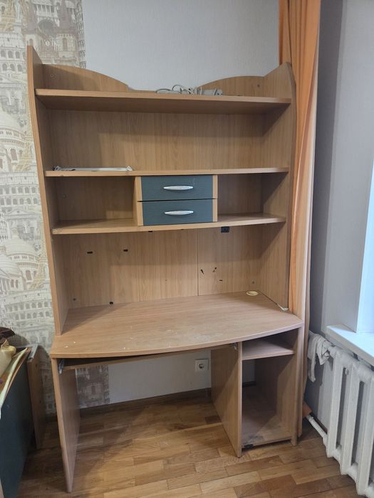 Отдаю даром мебель