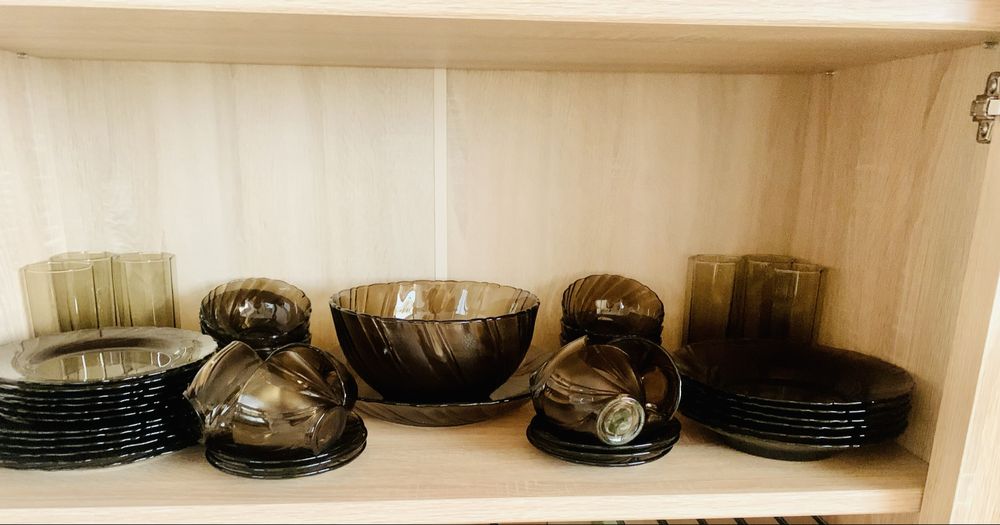 Столовый сервиз.