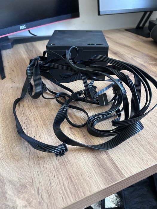 СРОЧНО продам Блок питания QMAX 500W