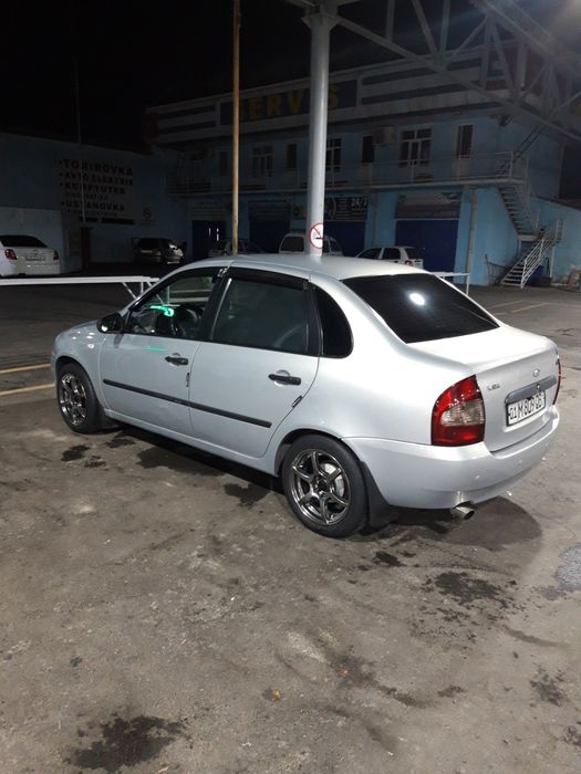 продаеться калина 1118 в хорошем состояний