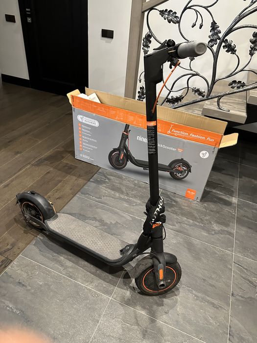 Электросамокат ninebot