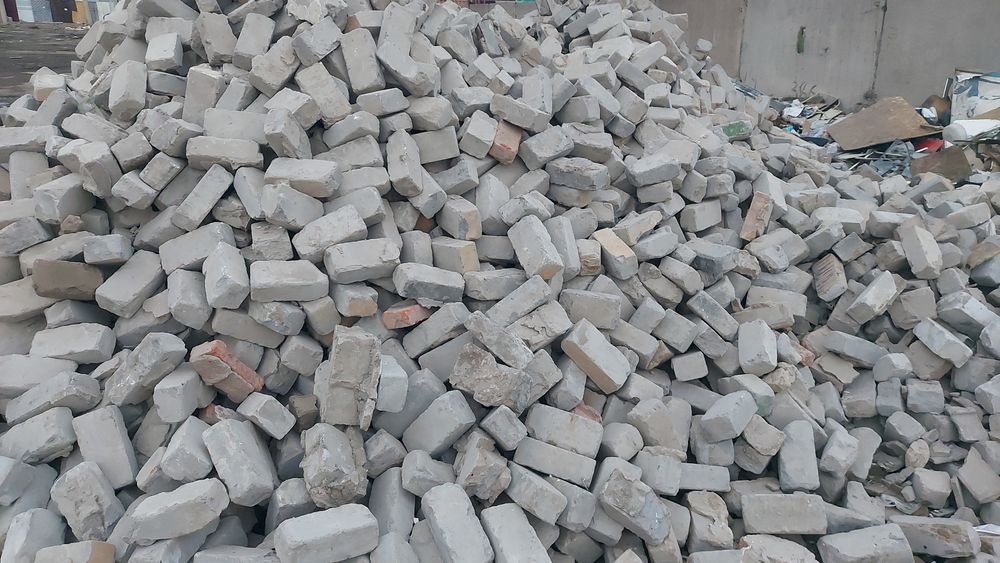 Кирпич силикатный б/у