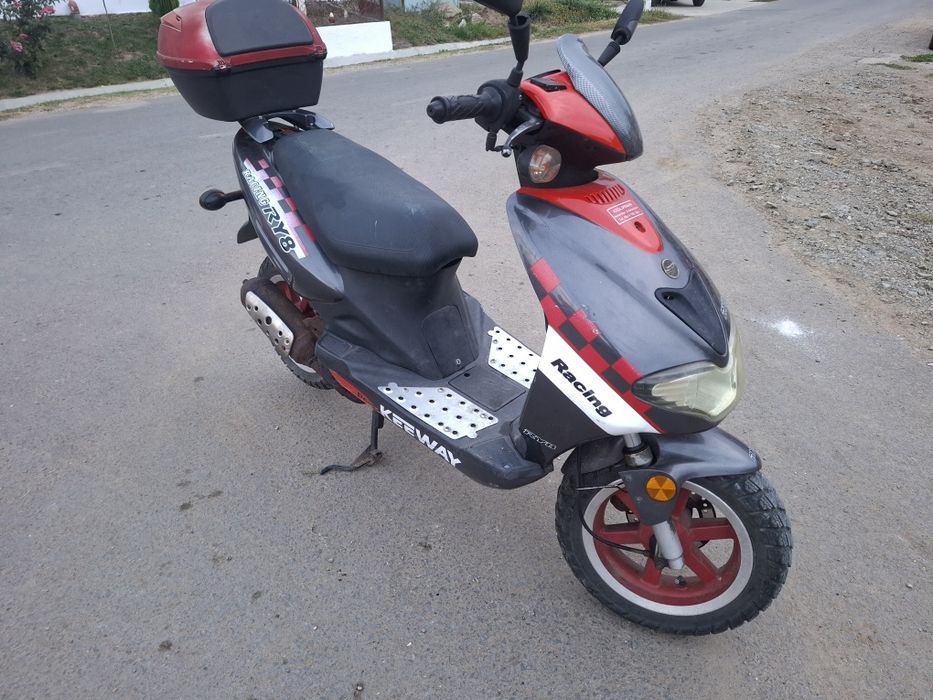 Vand scuter in perfecta stare de funcționare