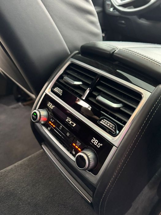 BMW 7 Series 2019 — imagine 4
