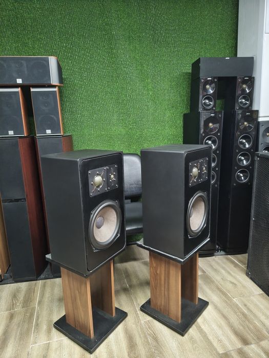 Тонколони BRAUN Studio monitor -1005