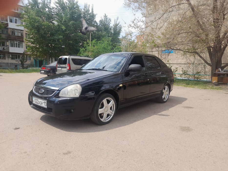 Продам приору 2011г